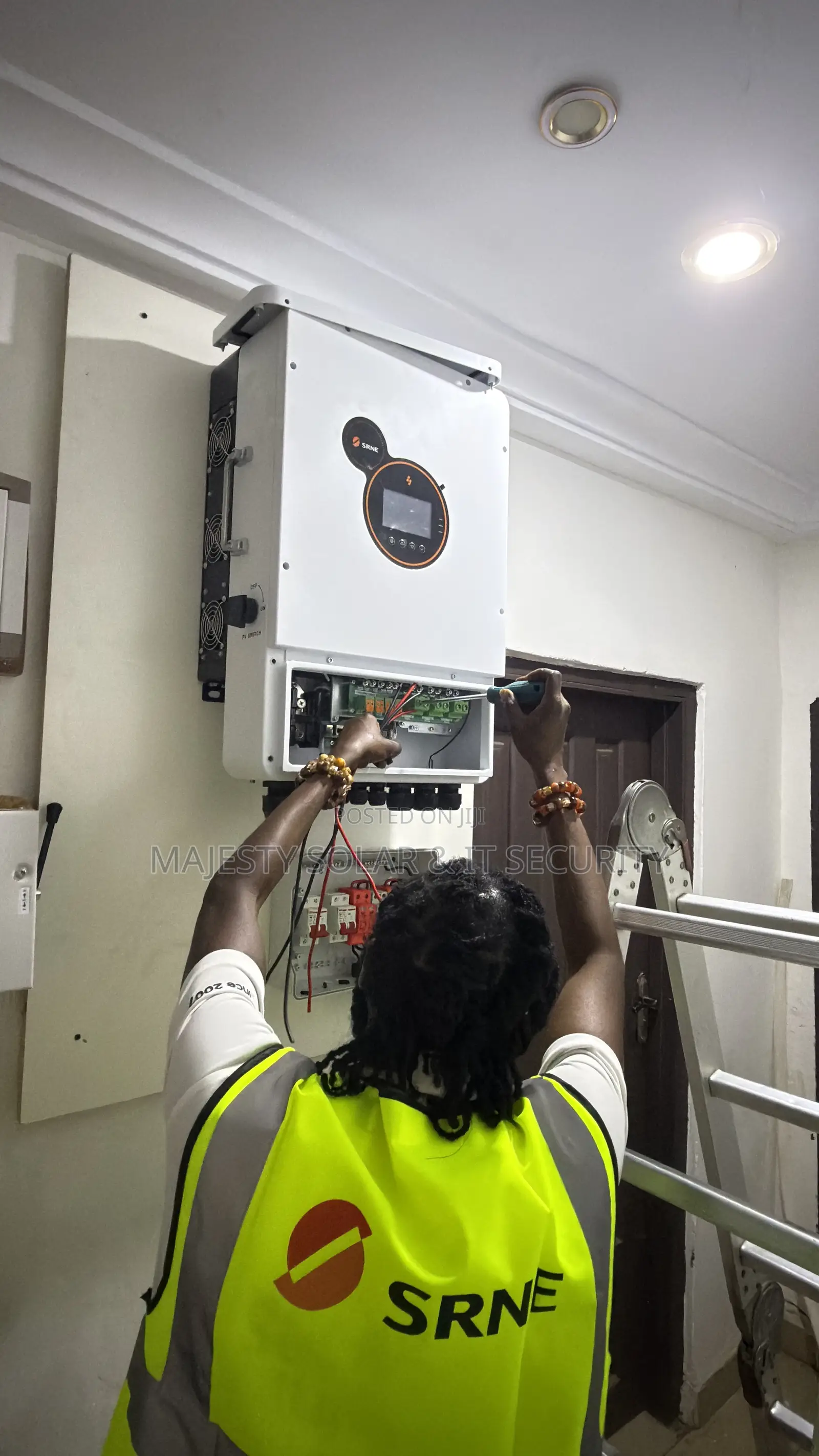 It Technicians and Solar Technicians Are Needed