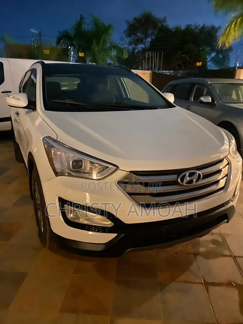 Hyundai Santa Fe 2015 White
