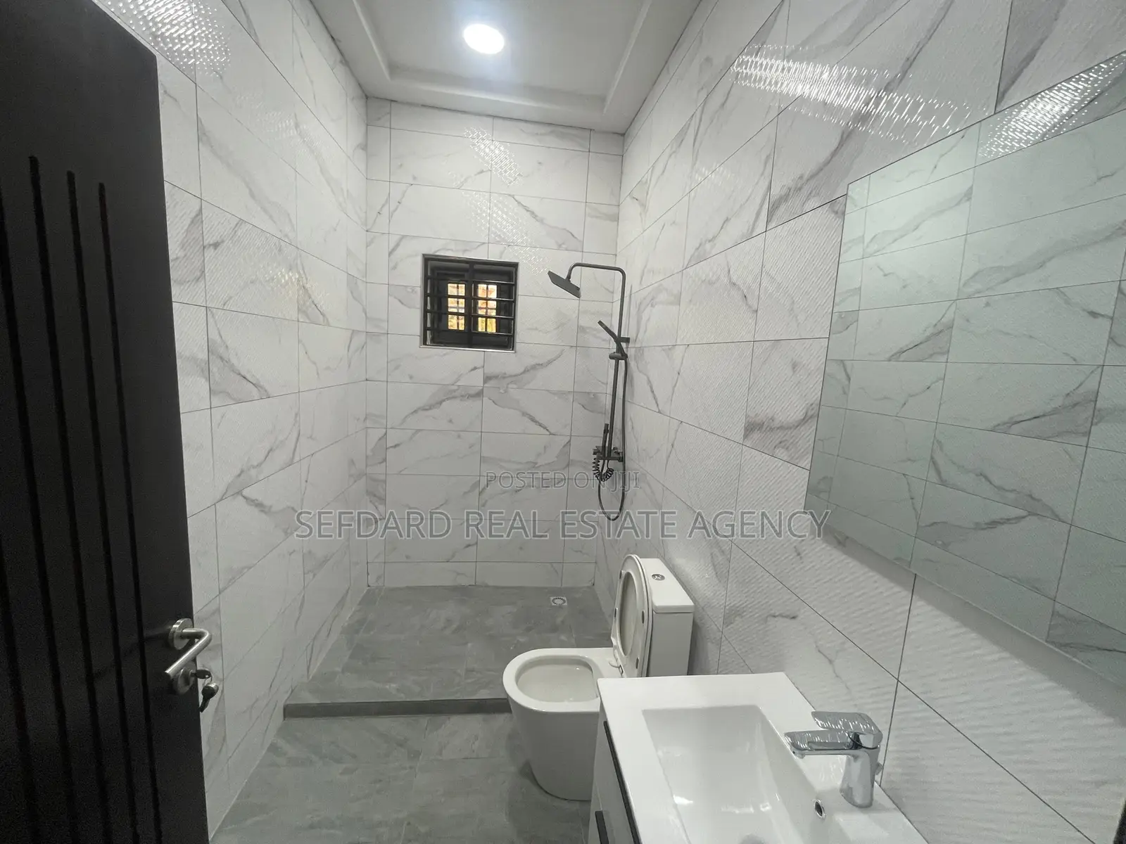 3bdrm Duplex in Sefdard Properties, Dome for rent