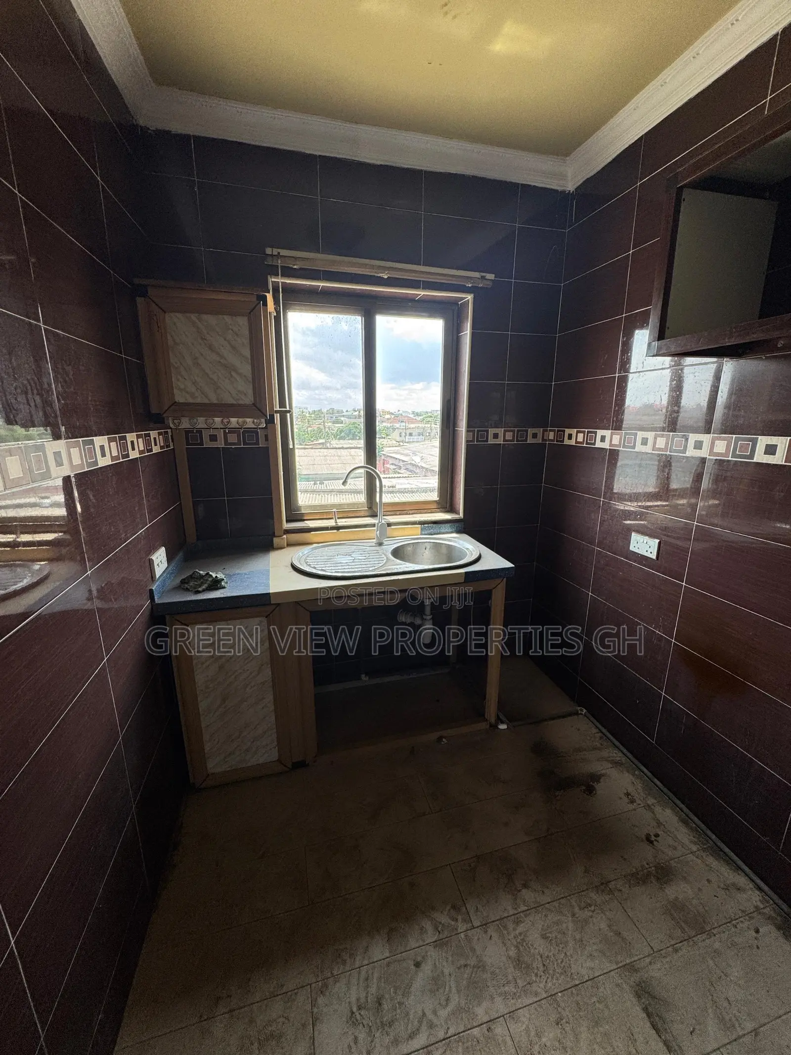 1bdrm Room & Parlour in Lapaz for rent