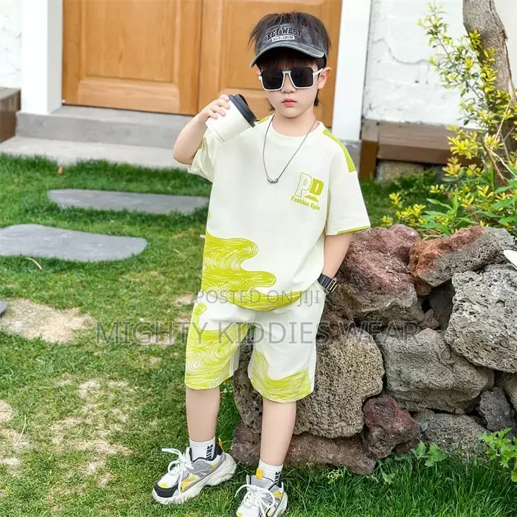 Boys Style Kidsren's Trendy Short-Sleeved Two-Piece Set Age 3-5yrs