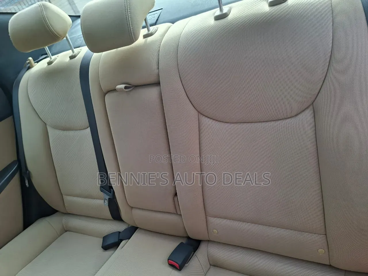 Hyundai Elantra GLS Sedan FWD (1.8L 4cyl 6A) 2013 Silver