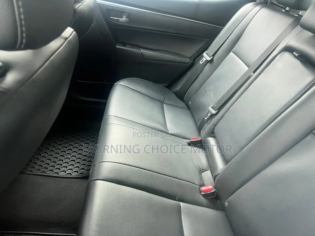 Toyota Corolla 2015 Gray