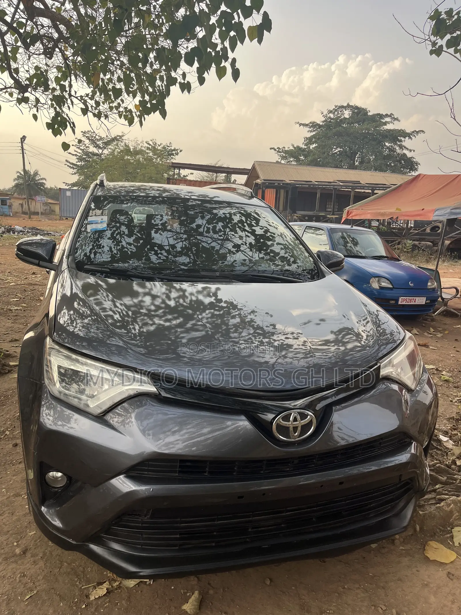 Toyota RAV4 LE FWD (2.5L 4cyl 6A) 2013 Gray