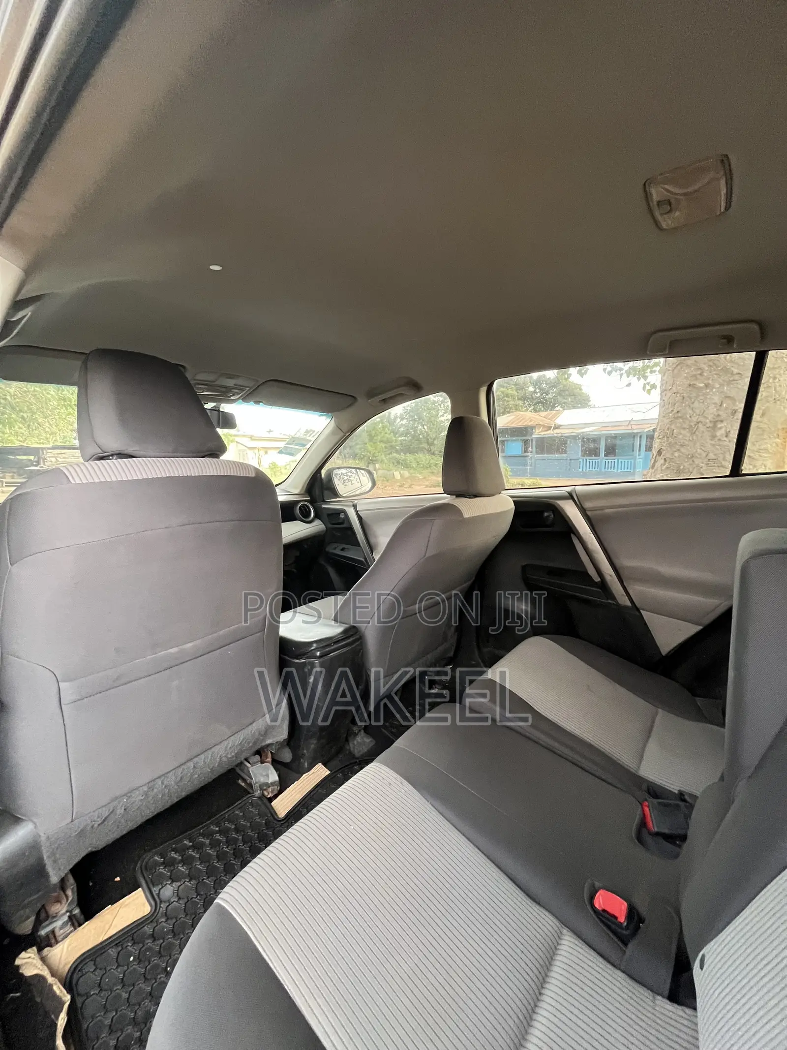 Toyota RAV4 LE FWD (2.5L 4cyl 6A) 2013 Gray