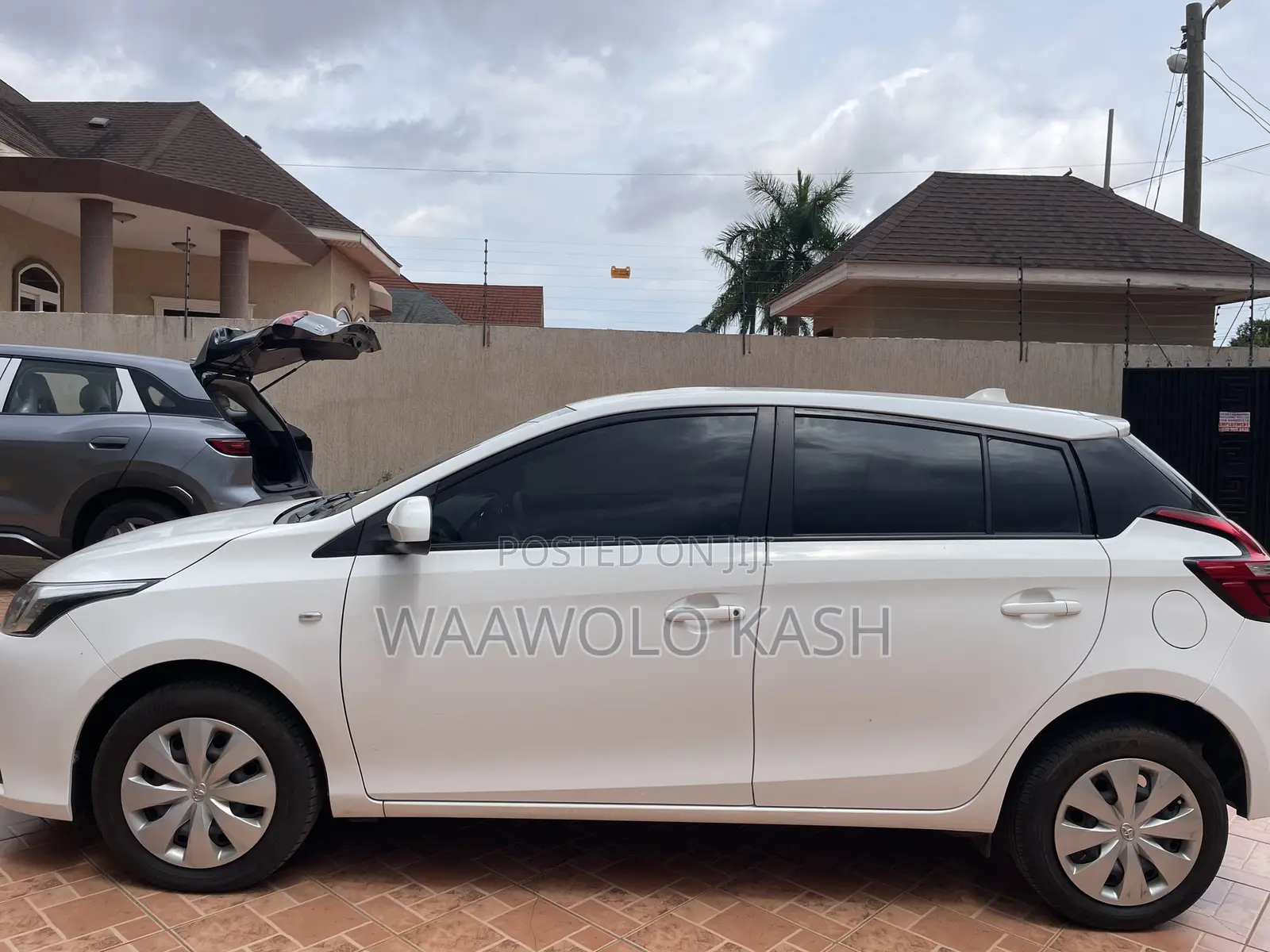 Toyota Yaris 2018 White