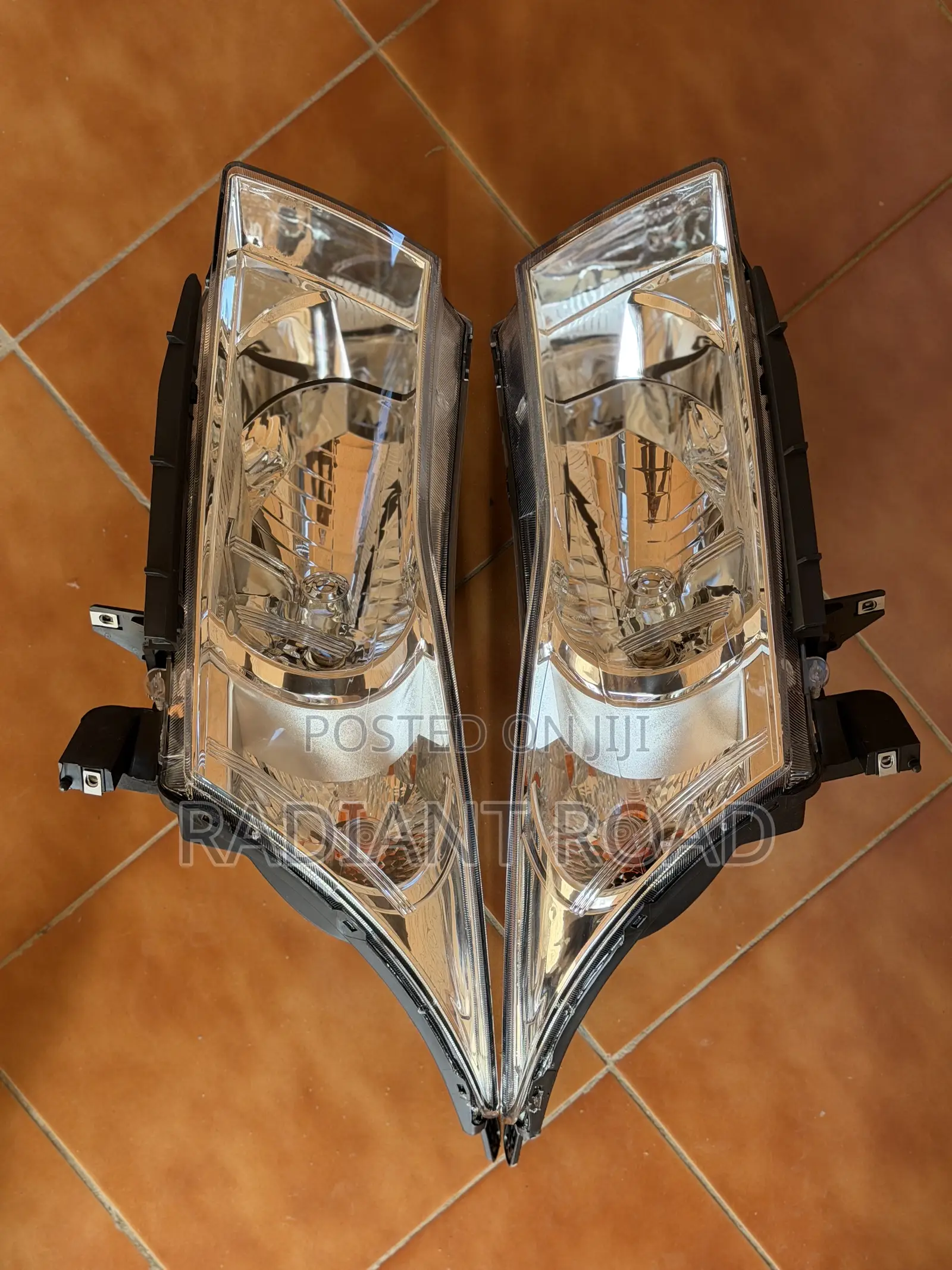 Chevrolet Cruze Headlight