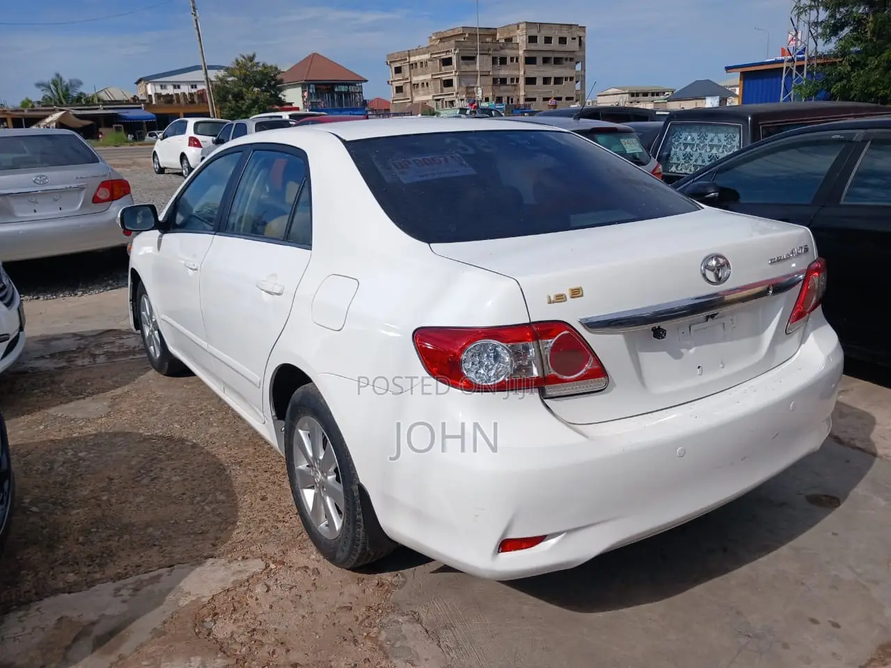 Toyota Corolla Altis 2012 White