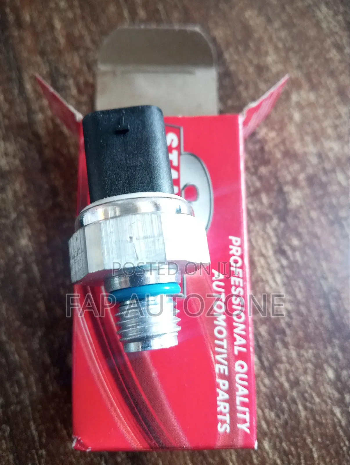 10688. Original Ford F150 Oil Pressure Sensor Imported From Usa