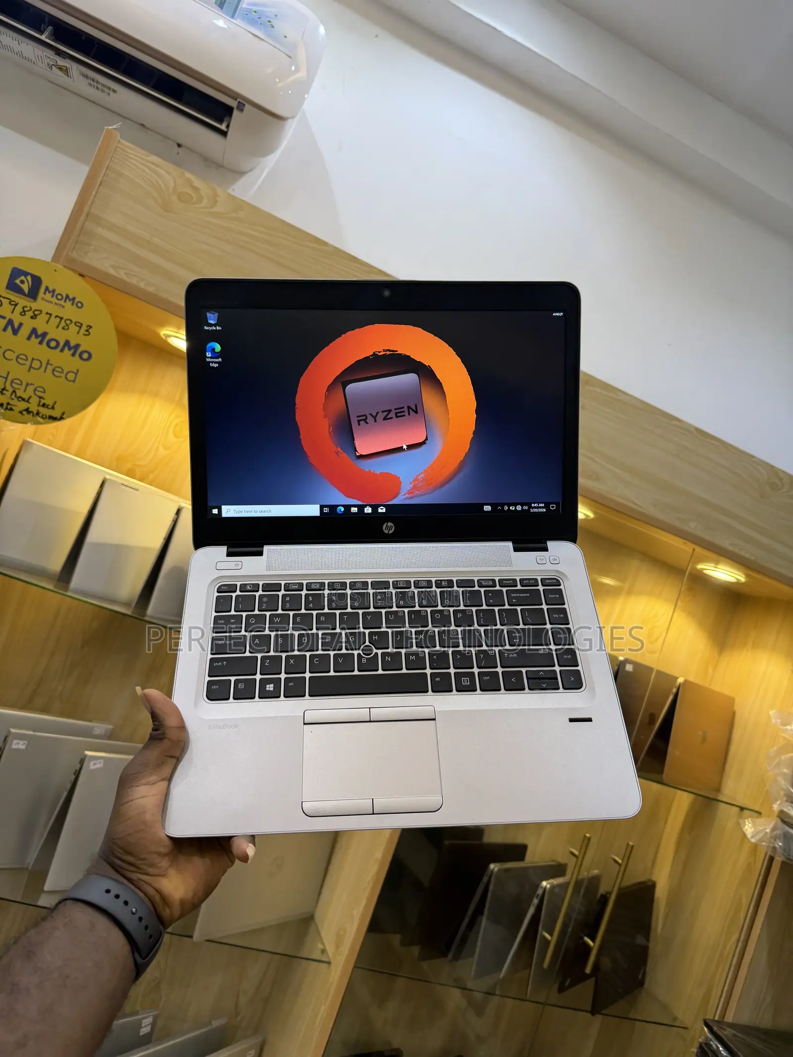 New Laptop HP EliteBook 745 G4 8GB AMD A10 SSD 256GB
