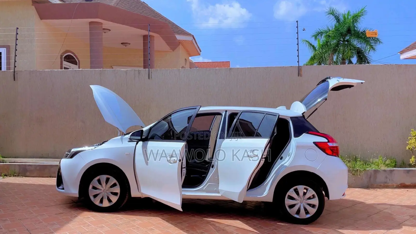 Toyota Yaris 2018 White