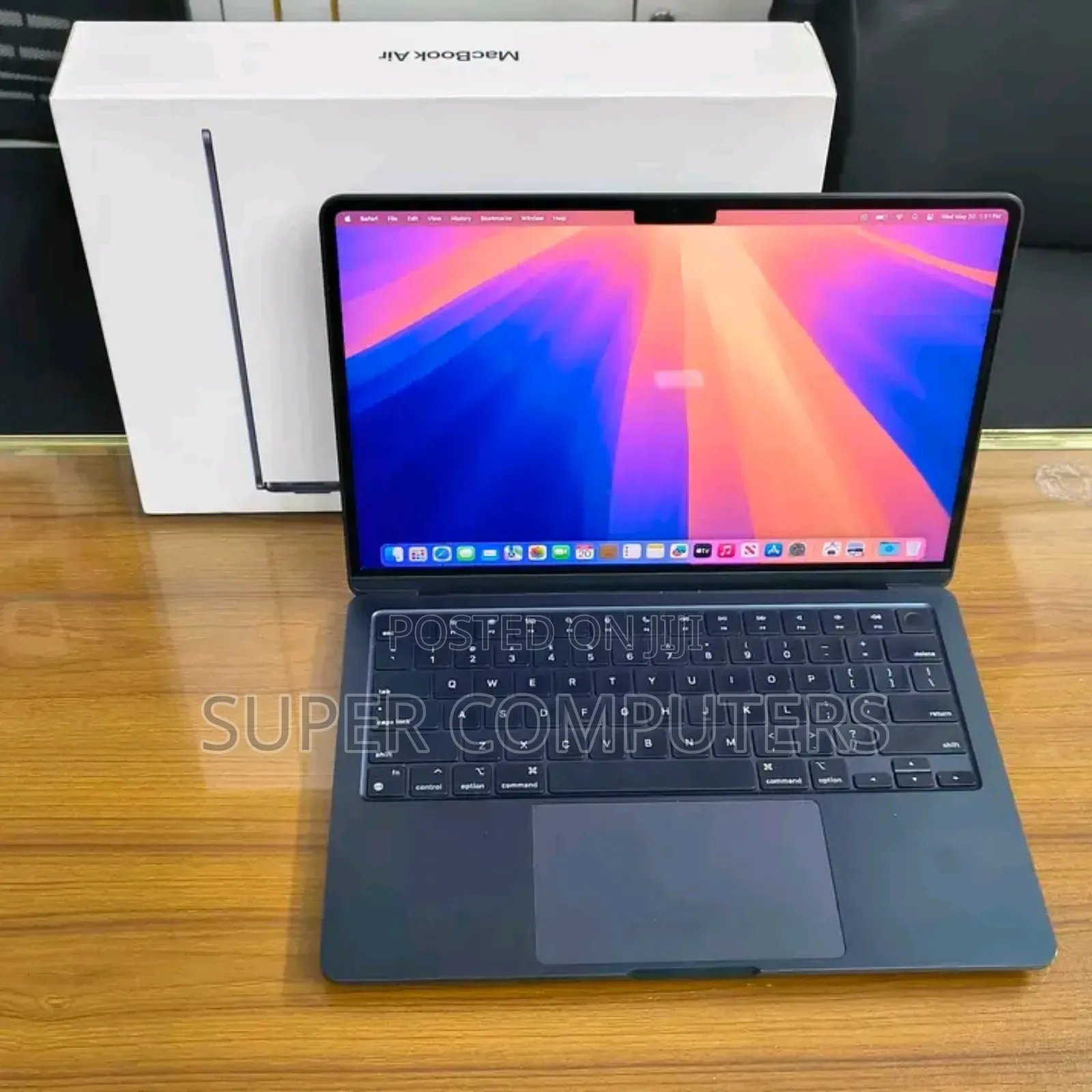 New Laptop Apple MacBook Pro 2024 M4 14-inch 16GB Apple M4 SSD 512GB