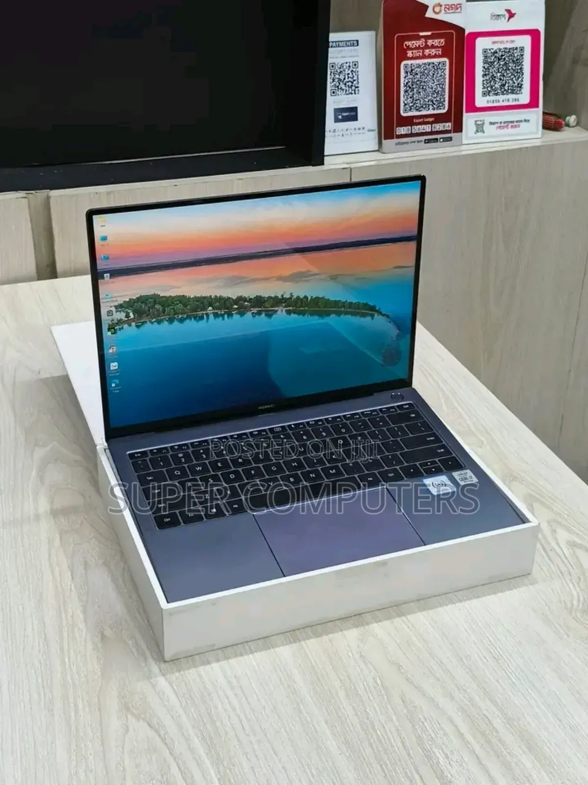 New Laptop Huawei MateBook X Pro 16GB Intel Core i7 SSHD (Hybrid) 512GB
