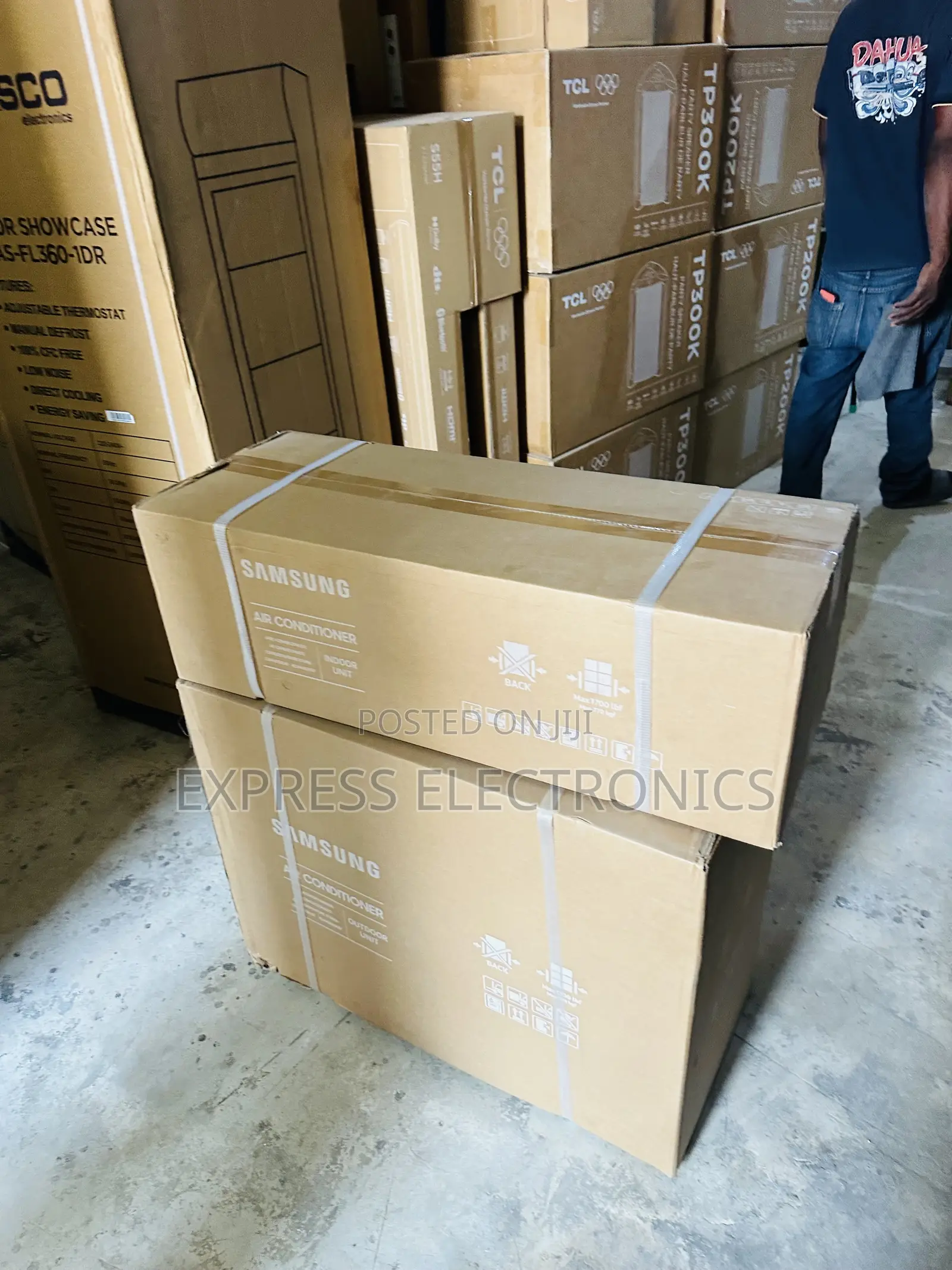 Ultra Modern Sleek White Air Conditioner 1.5hp Split Inverter