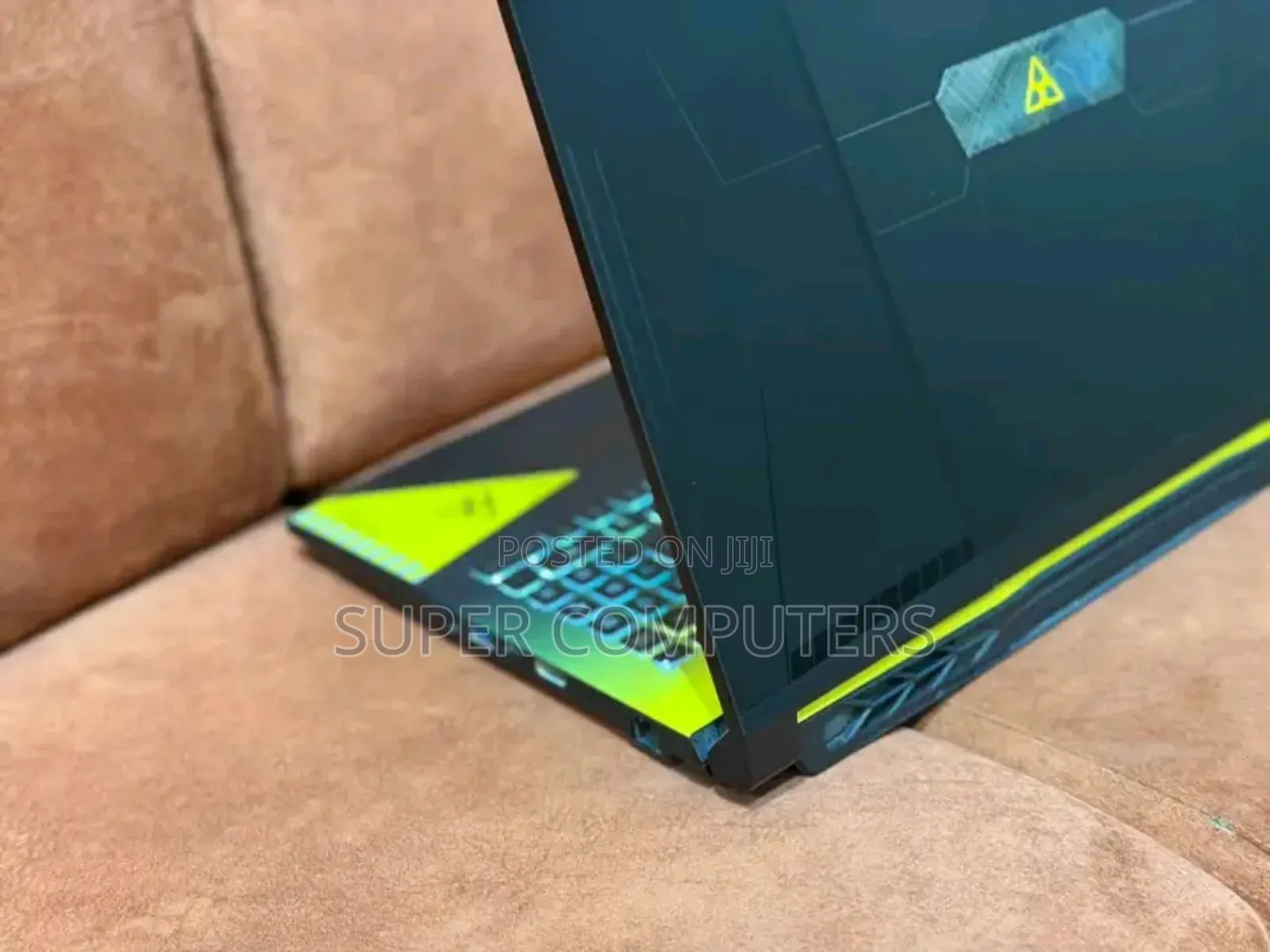 New Laptop MSI Katana 15 16GB Intel Core i7 SSD 512GB