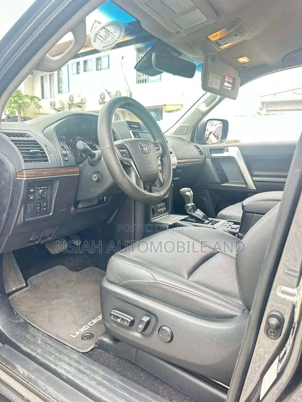 Toyota Land Cruiser Prado 2023 Gray