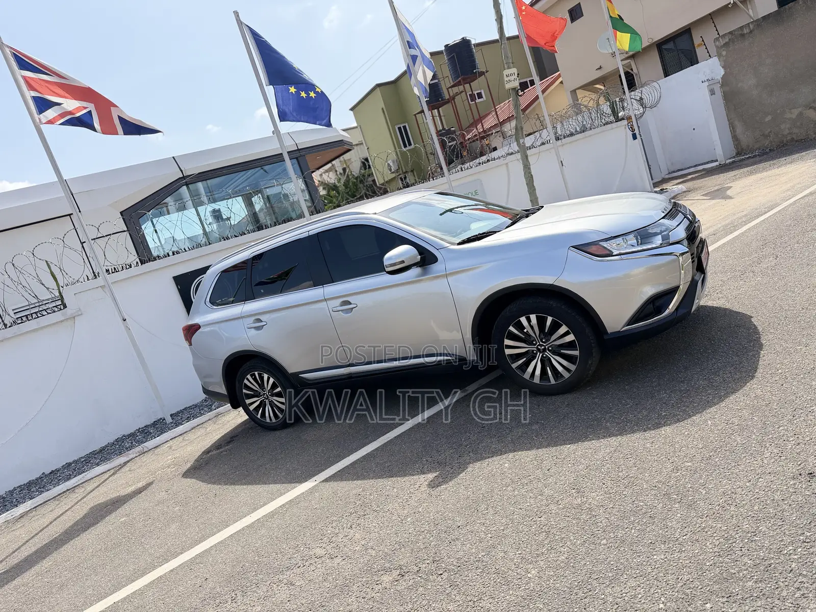 Mitsubishi Outlander 2.4 PHEV AWD 2018 Gray