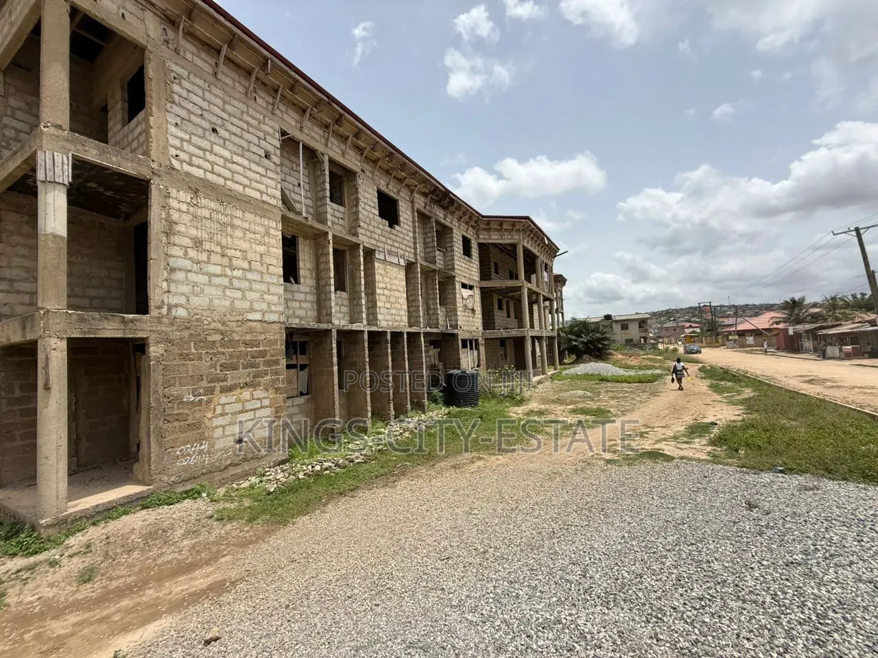 20bdrm Apartment in Weija Choice for sale
