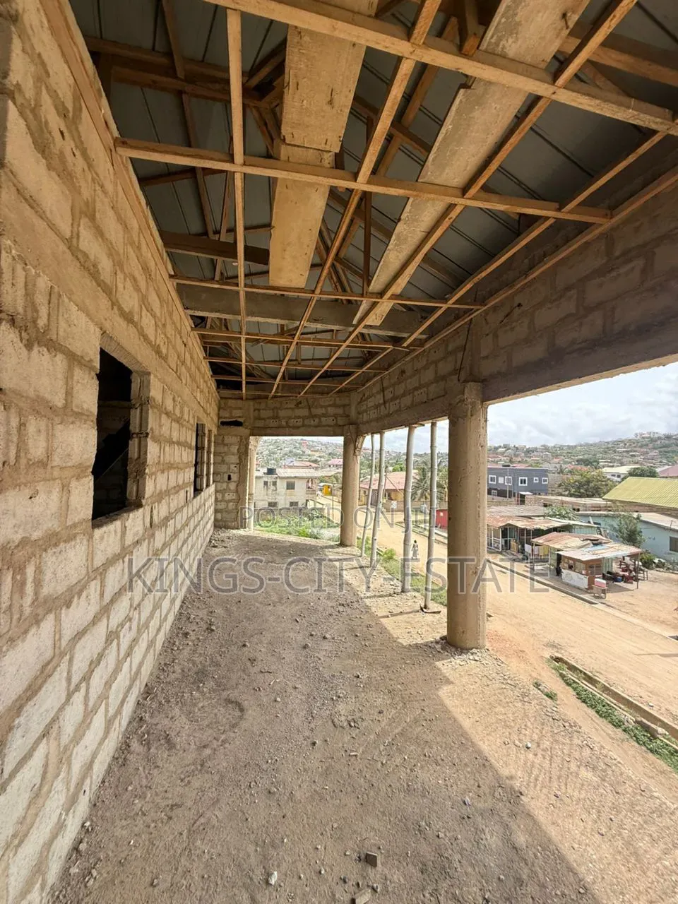 20bdrm Apartment in Weija Choice for sale