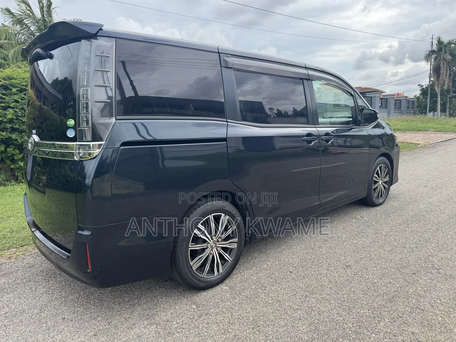 Toyota Voxy 2015 Black