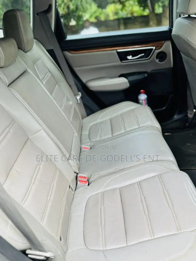 Honda CR-V Touring AWD 2018 Gray