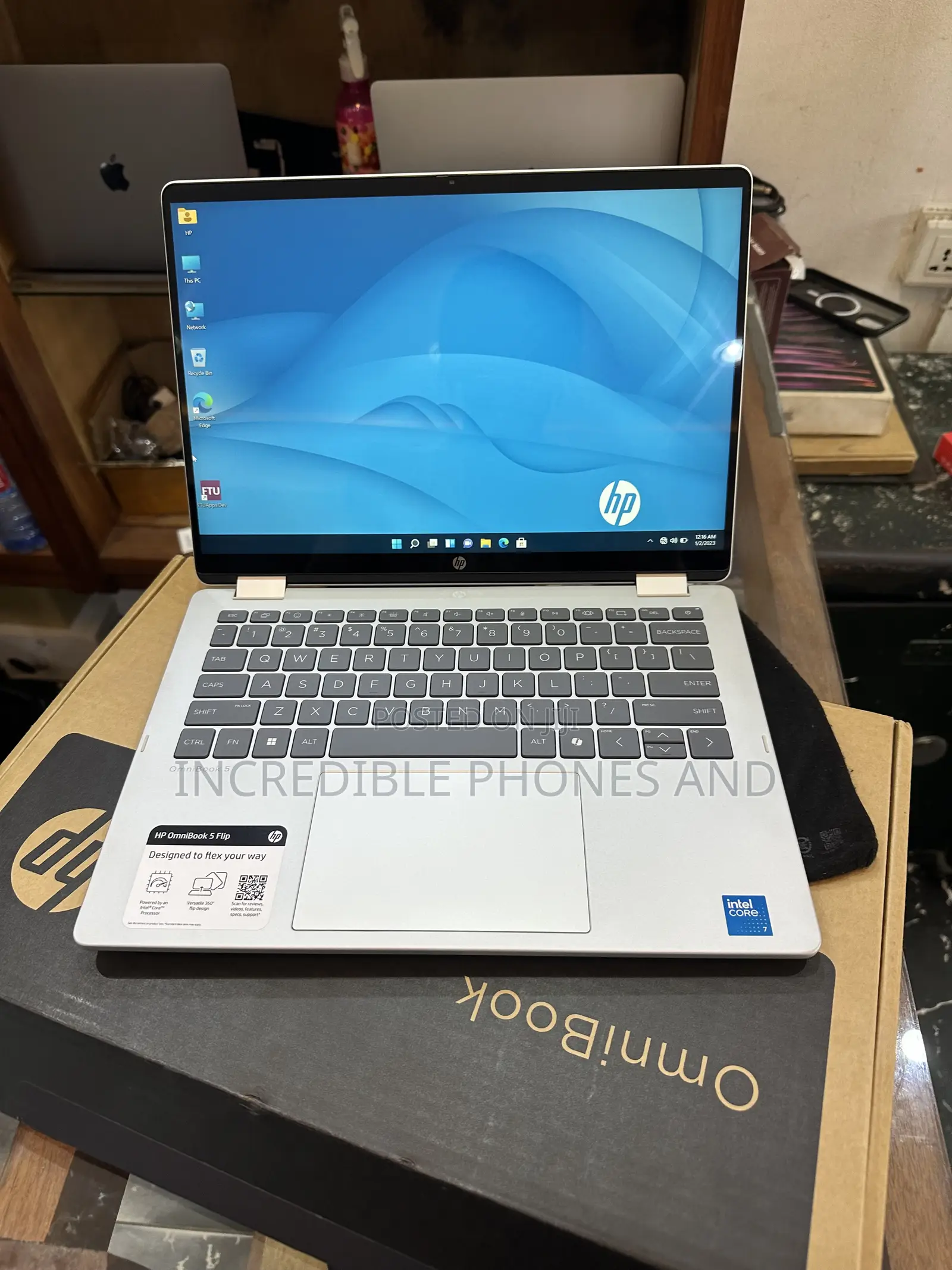 Laptop HP OmniBook 5 Flip 16GB Intel Core 7 SSD 512GB