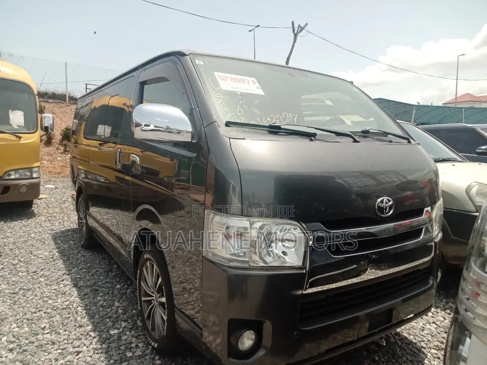 Toyota HiAce 2014 Grey