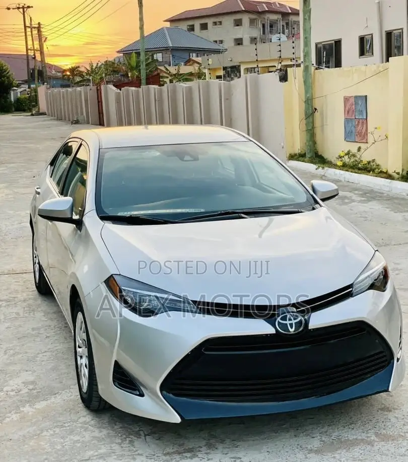 Toyota Corolla 2019 Silver