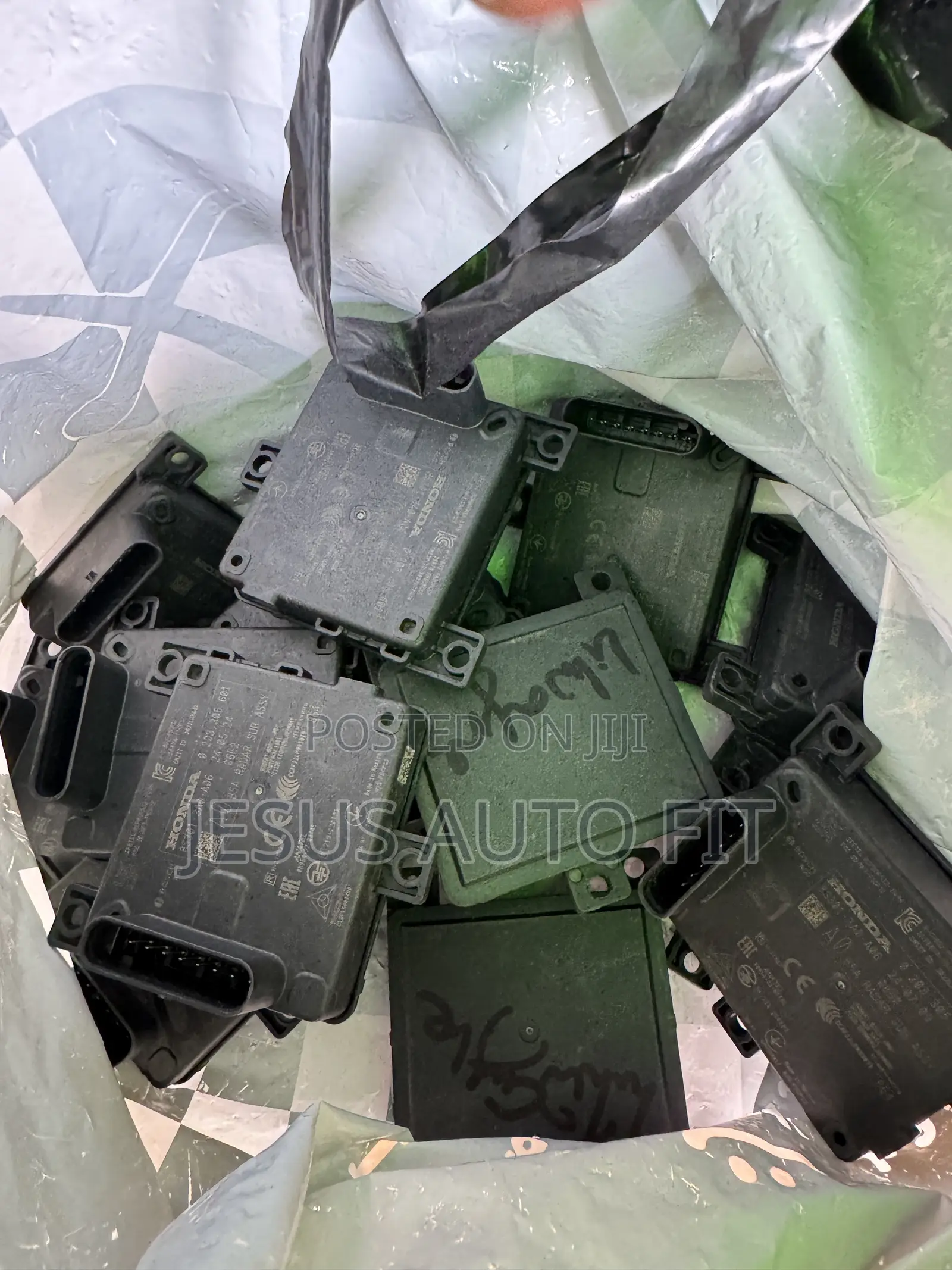 Honda CRV 2023-2025 Radar Sensor (8s303-3d4-A34)