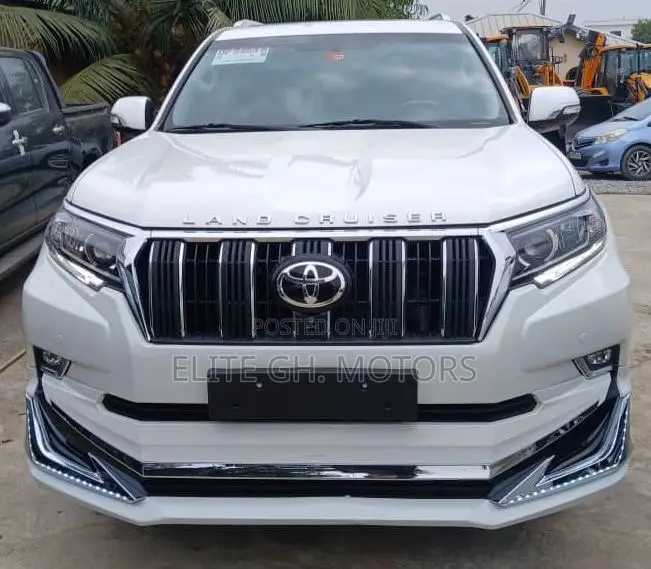 Toyota Land Cruiser Prado 2.7 2019 White