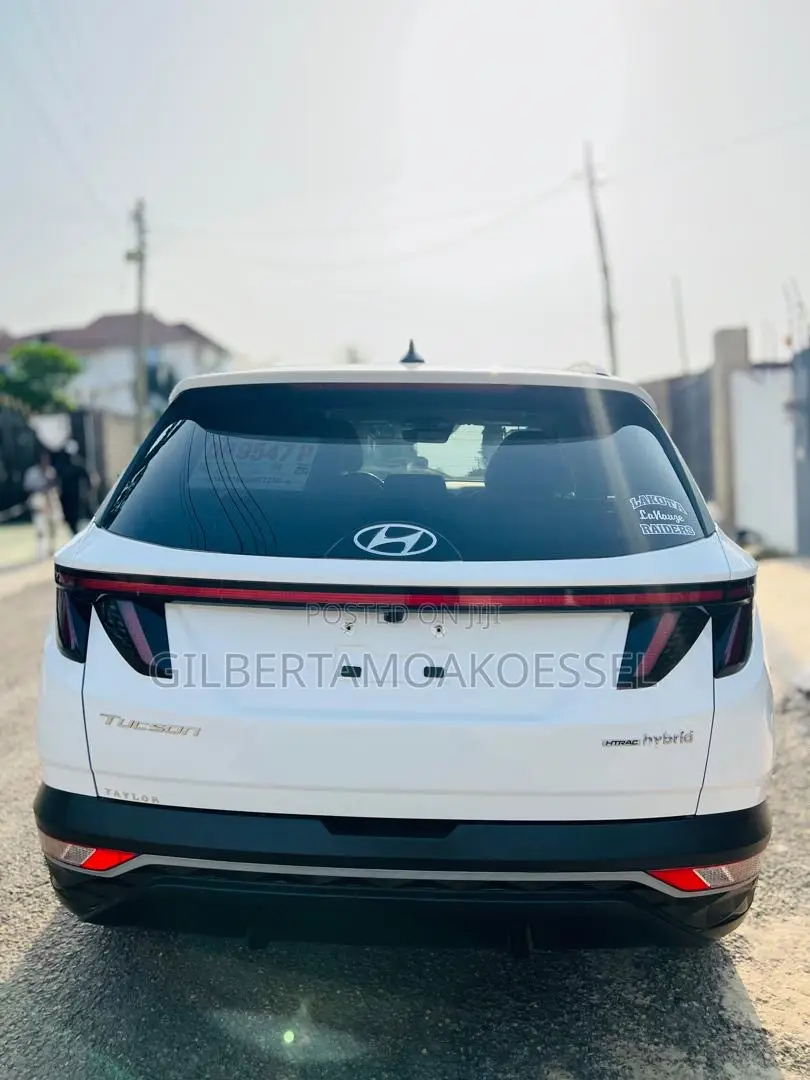 Hyundai Tucson 2024 White