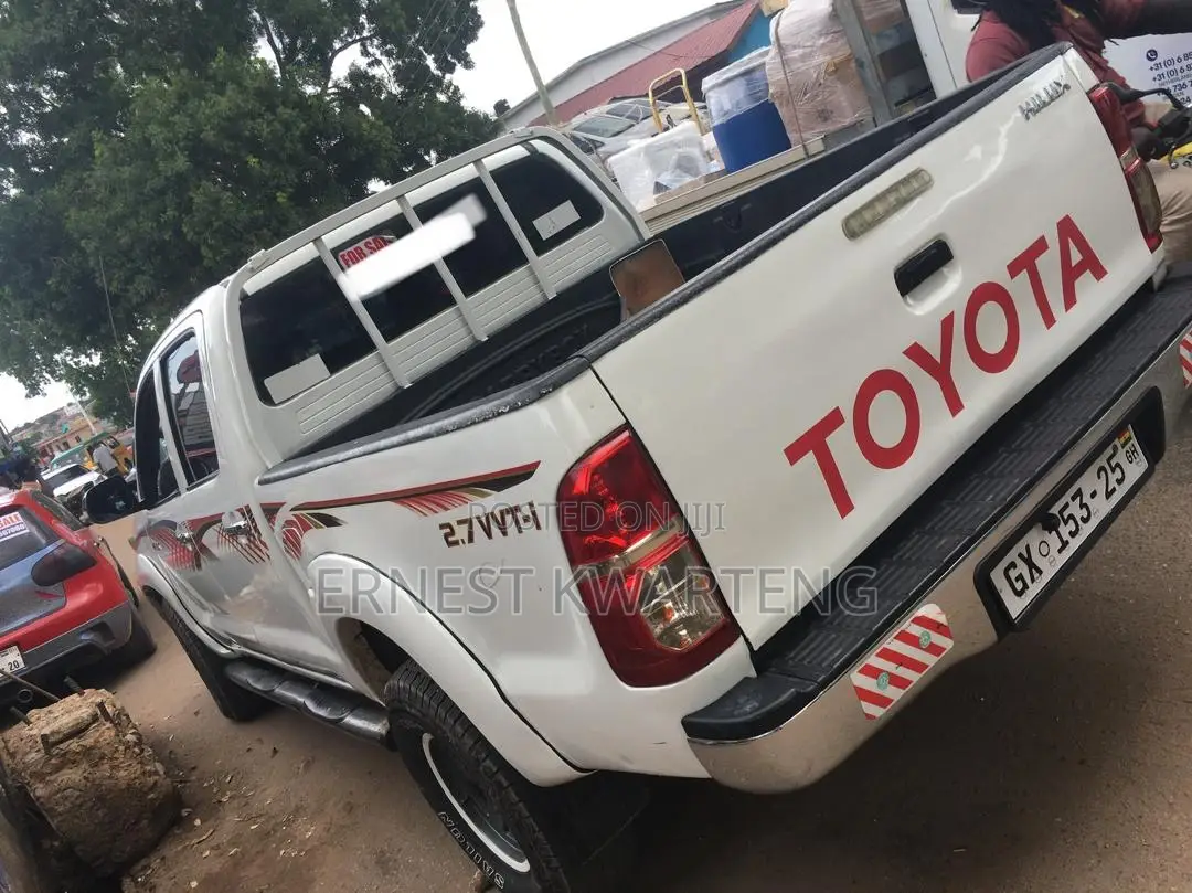 Toyota Hilux 2014 White