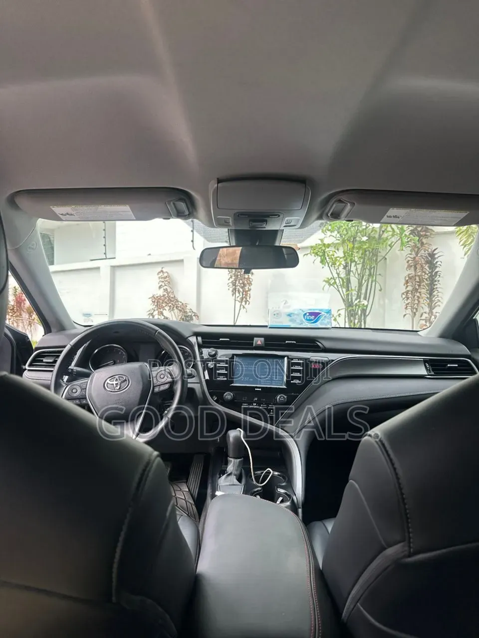 Toyota Camry Hybrid SE 2023 Black