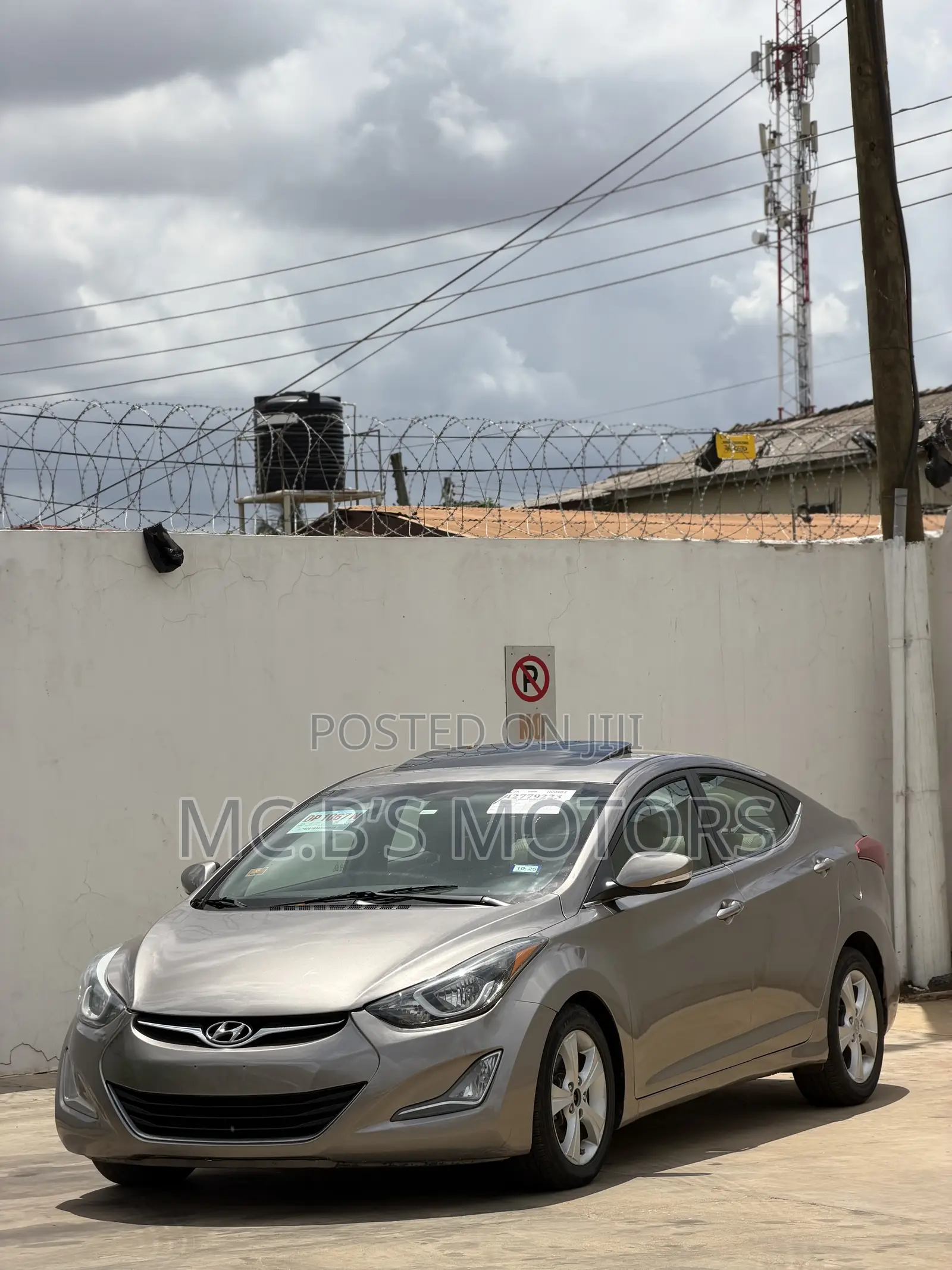 Hyundai Elantra 2016 Silver