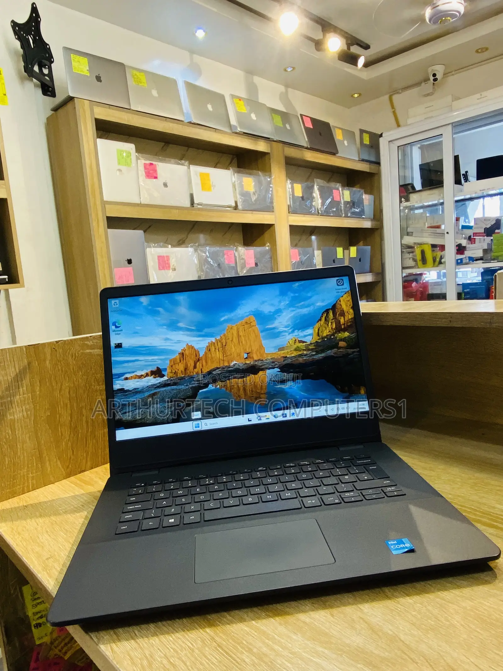 Laptop Dell Vostro 3400 8GB Intel Core i3 SSD 256GB