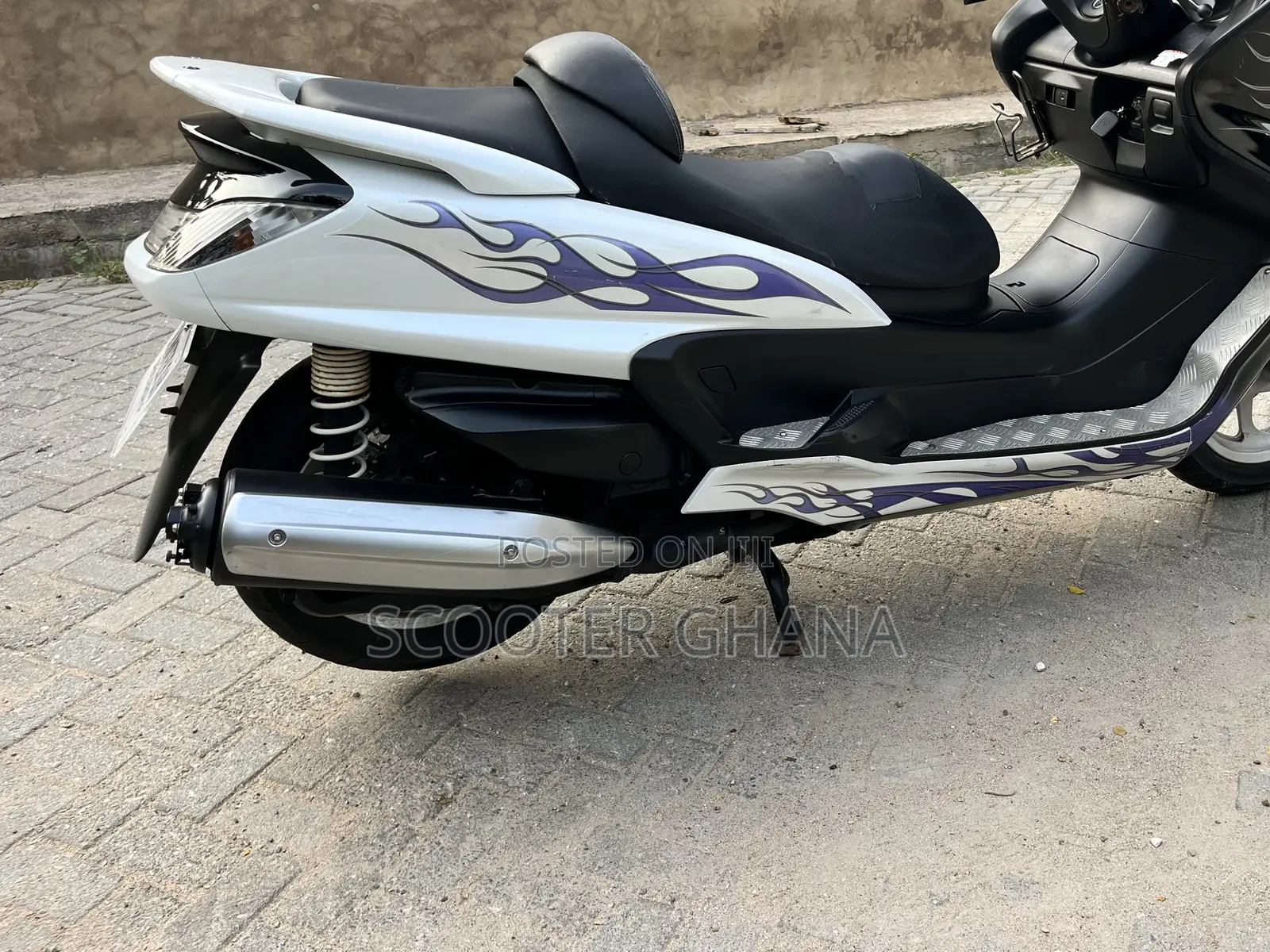 Yamaha Majesty 2018 White