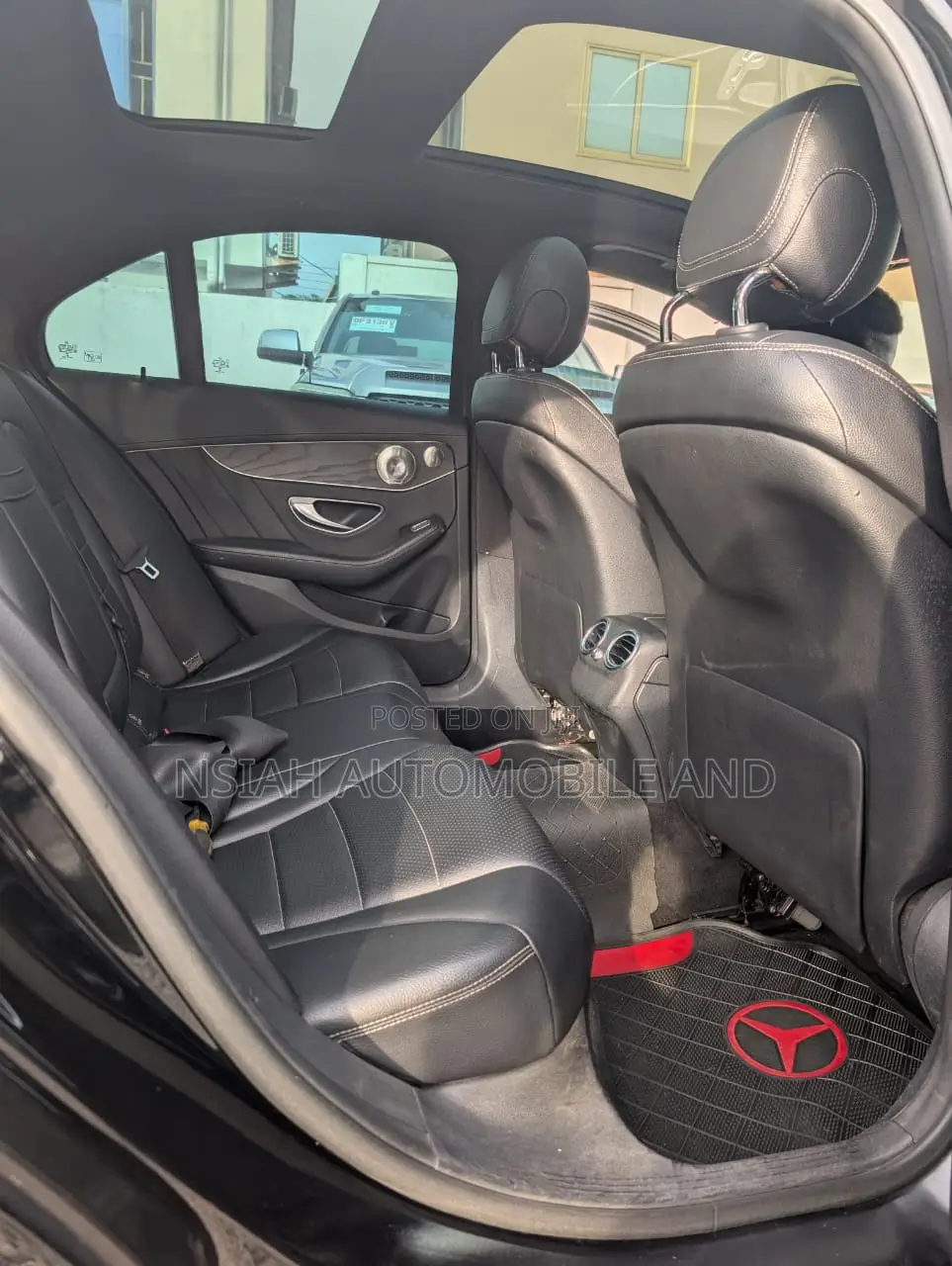 Mercedes-Benz C300 2022 Black