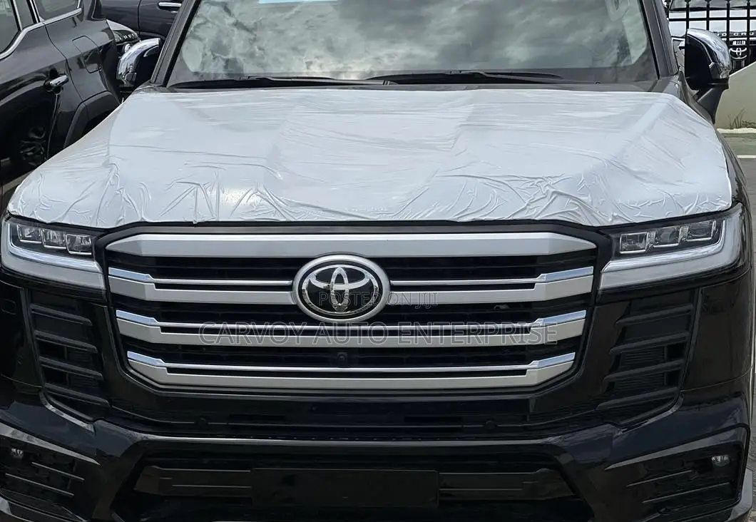 Toyota Land Cruiser 2024 Black