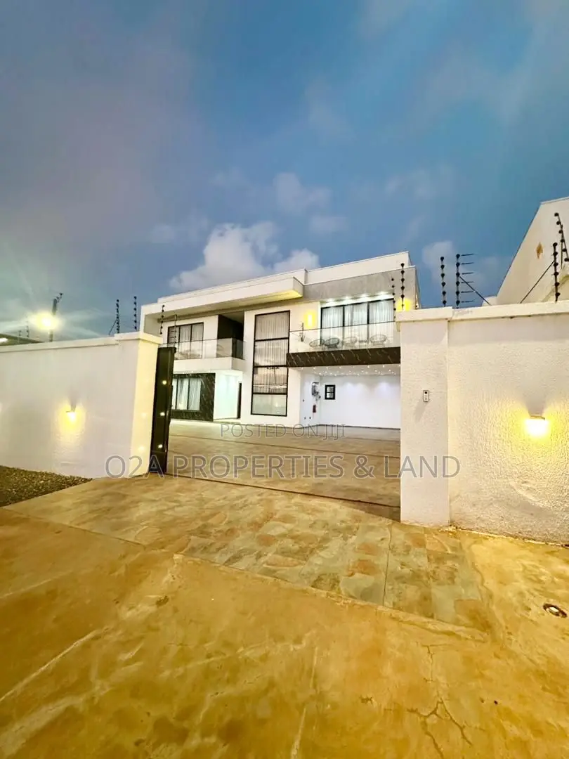 Furnished 4bdrm House in School Junction for sale