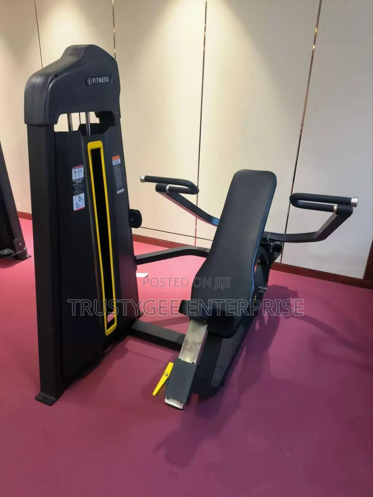 Incline Shoulder Press/Arm and Chest Press Commercial
