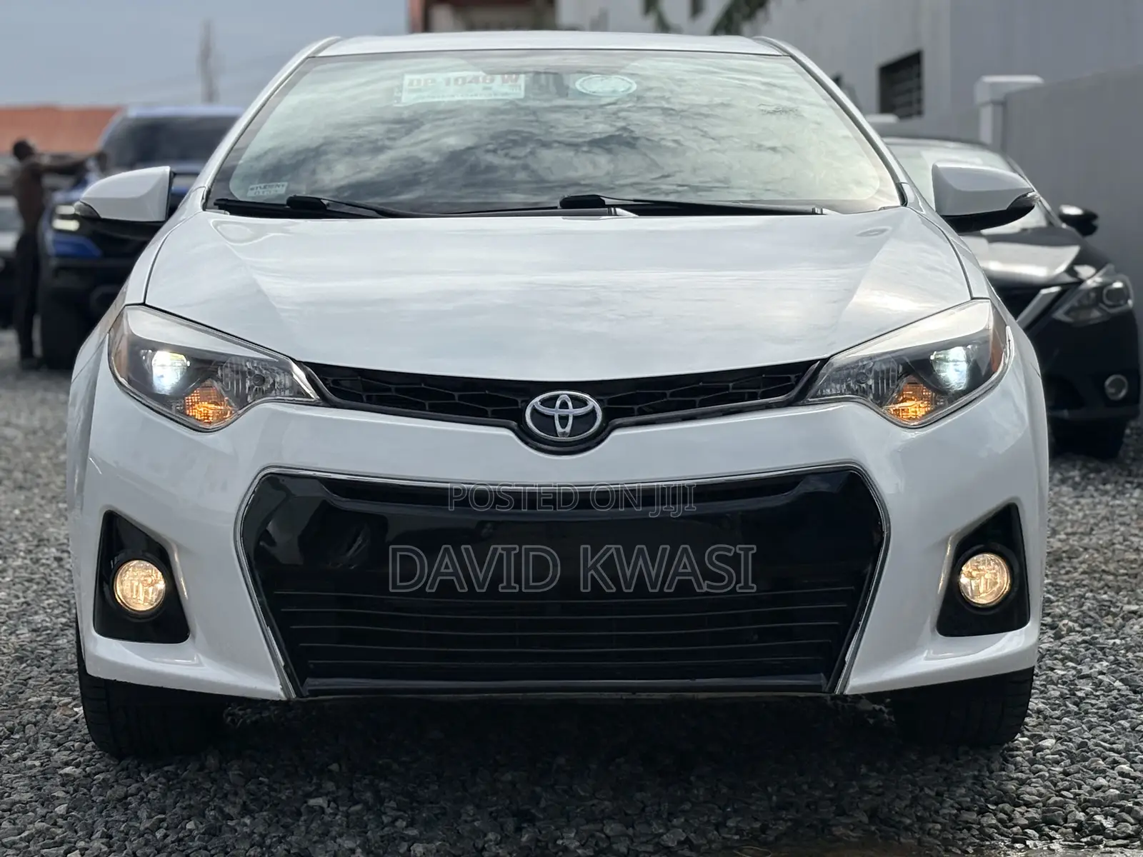 Toyota Corolla S 4dr Sedan (1.8L 4cyl CVT) 2016 White