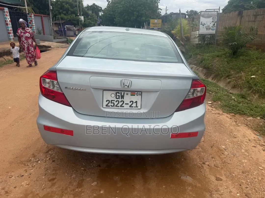 Honda Civic 2012 Silver