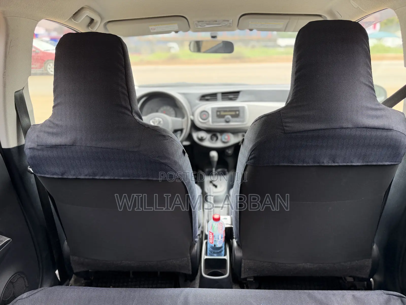 Toyota Vitz 1.3 AWD 5dr 2012 Silver