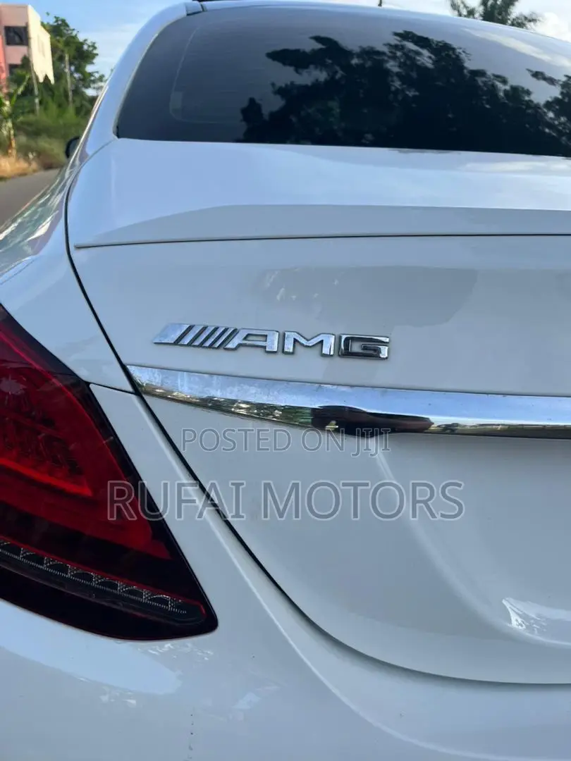 Mercedes-Benz C43 2019 White
