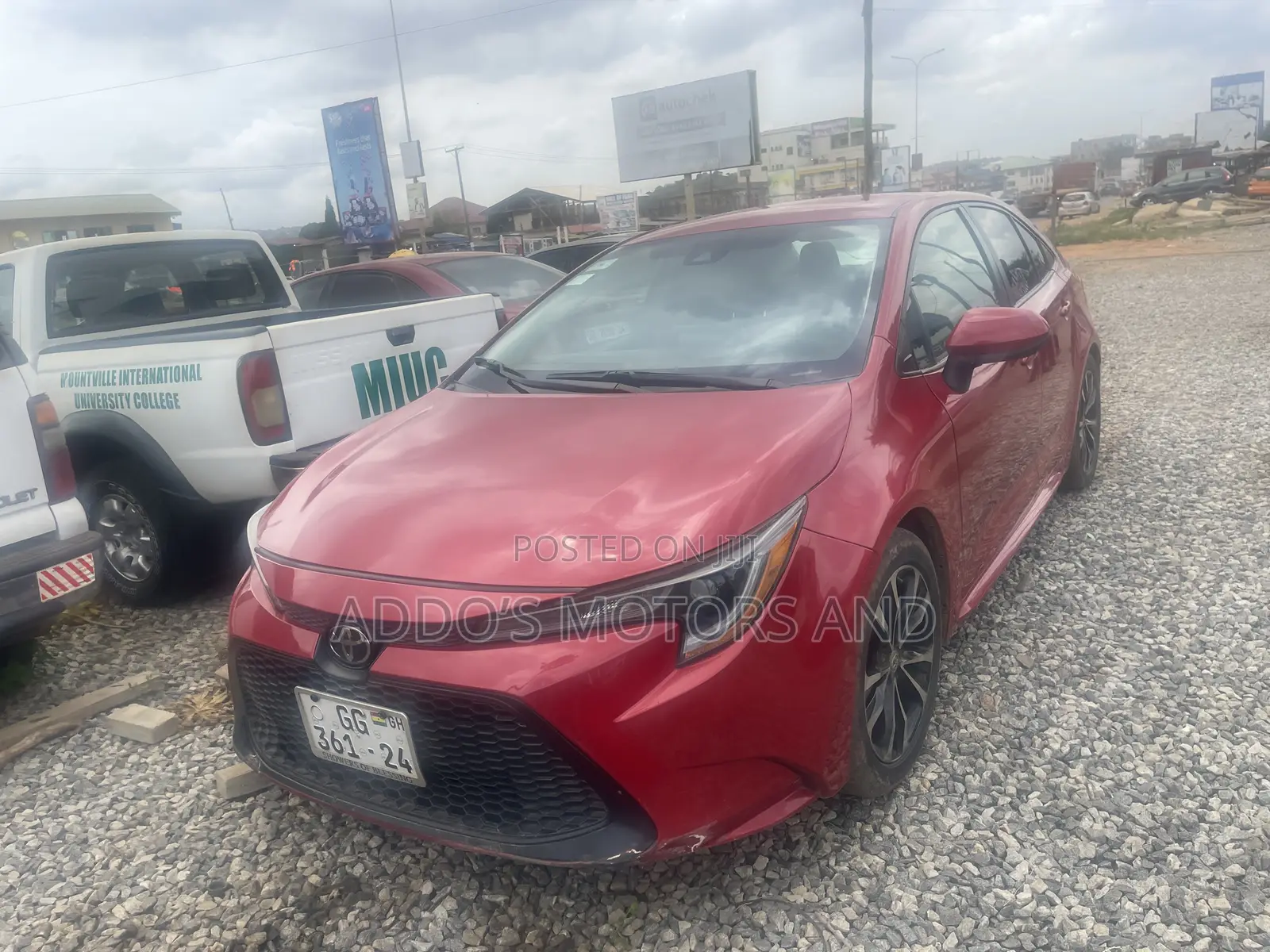Toyota Corolla LE 2021 Red