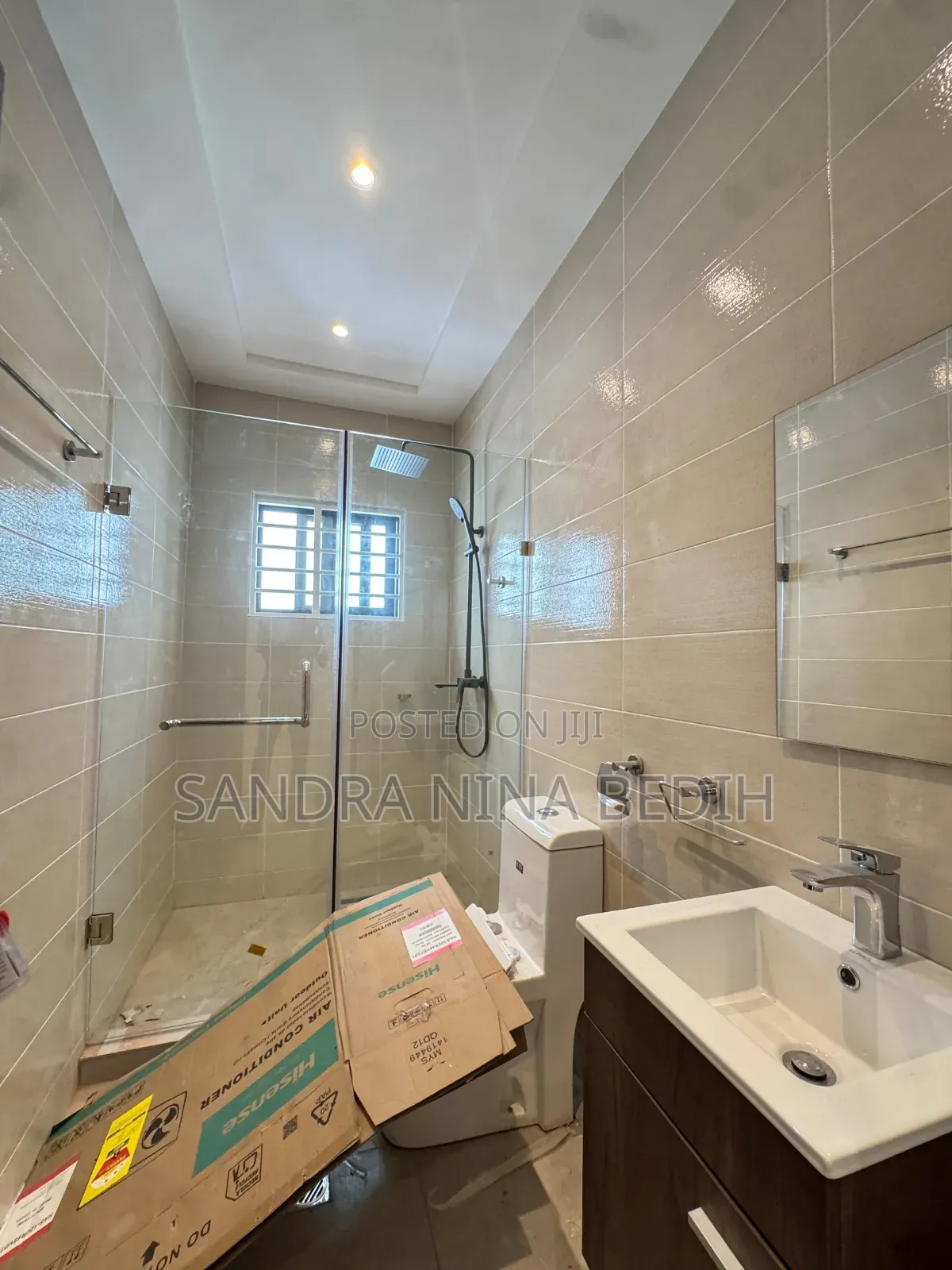 4bdrm Duplex in East Legon, American House for sale