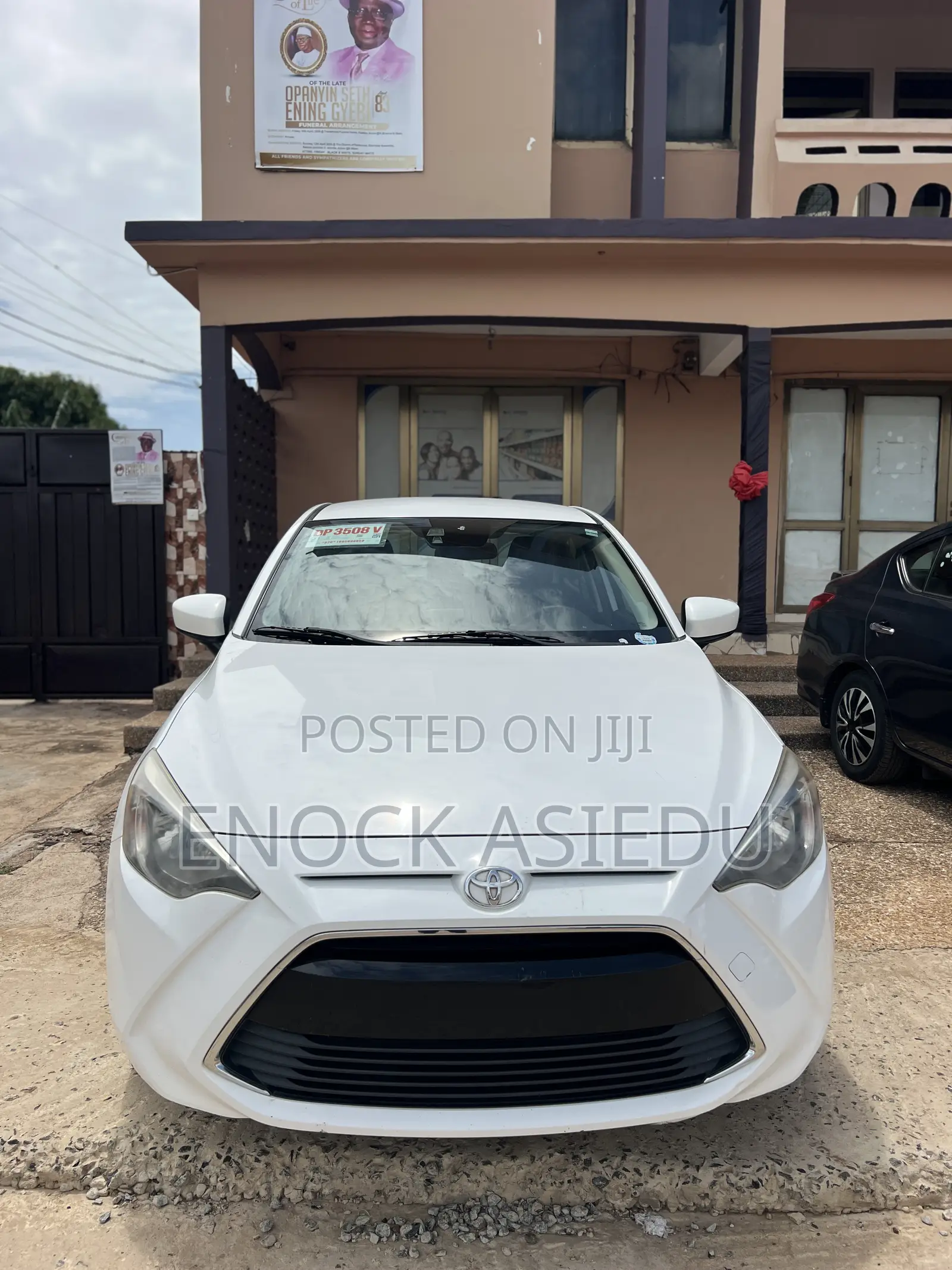 Toyota Yaris iA 1.5 FWD 2017 White