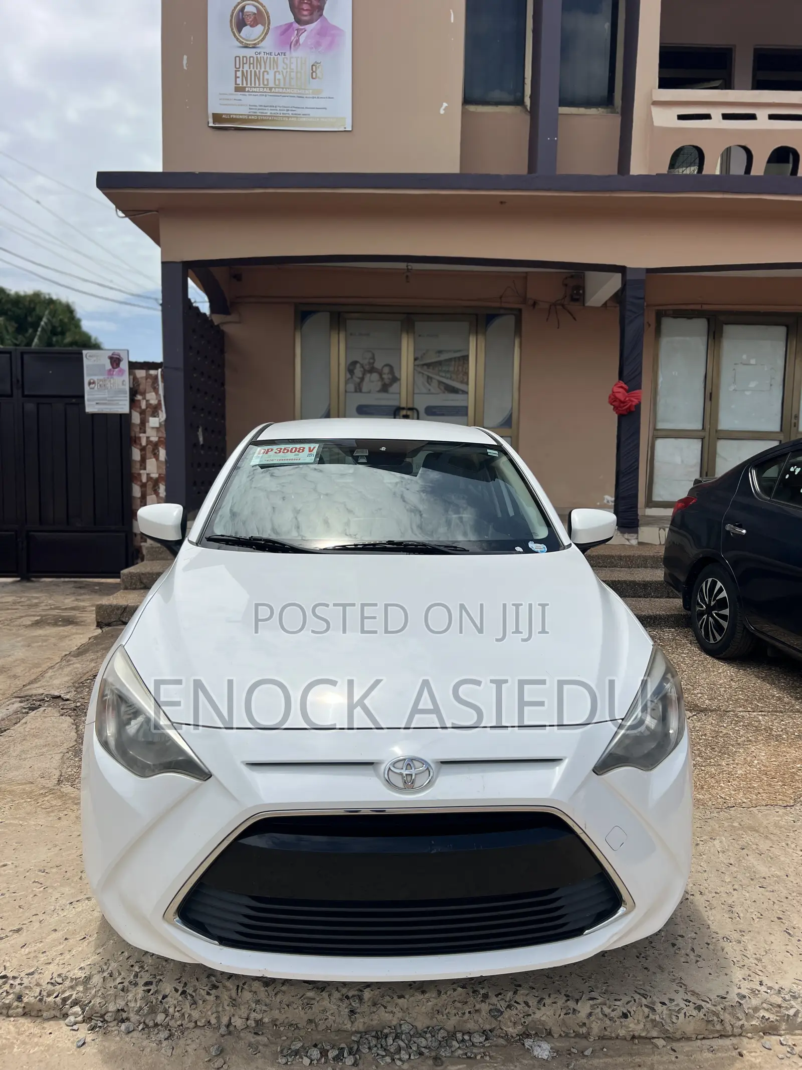 Toyota Yaris iA 1.5 FWD 2017 White