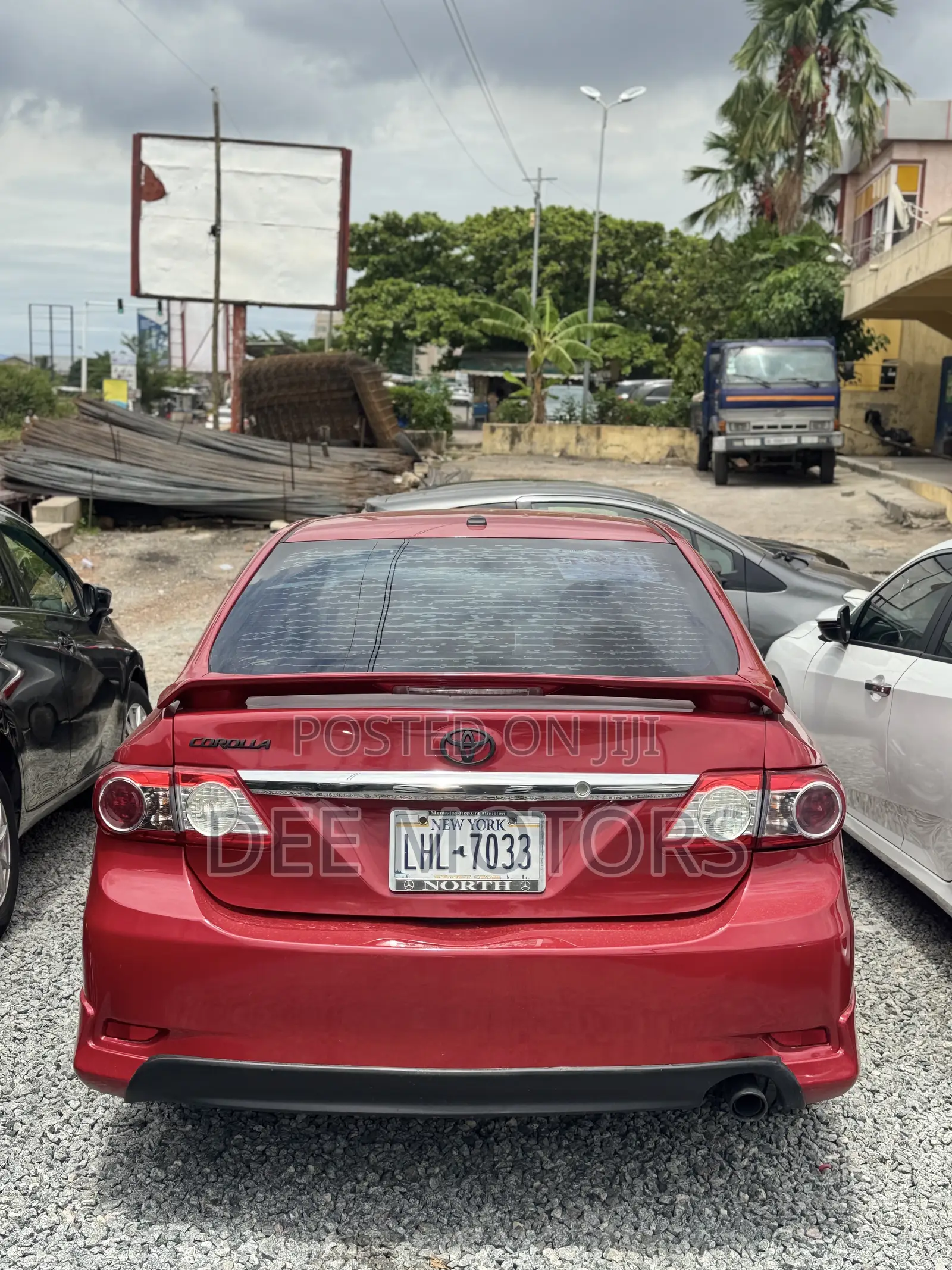 Toyota Corolla S Special Edition 4dr Sedan (1.8L 4cyl 4A) 2013 Red