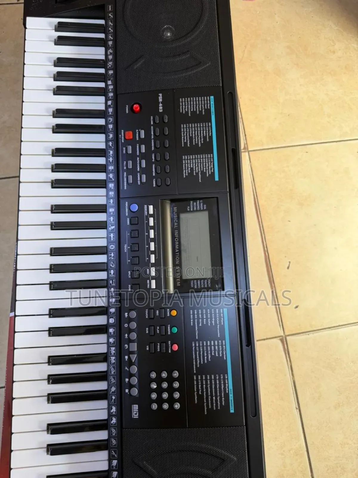 PSR-483 61-Key Electronic Keyboard